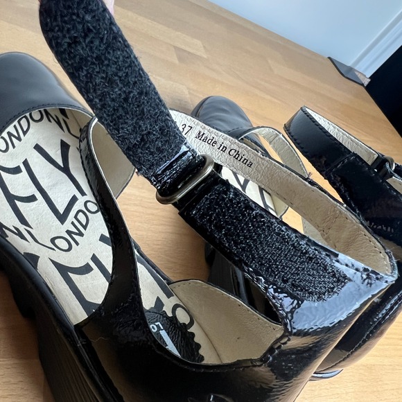 Fly London Black Patent Leather Mary Jane Wedge Strap Sandal Heels - Picture 7 of 11